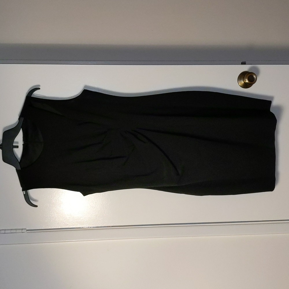 Elie Tahari, 8, black ruched dress